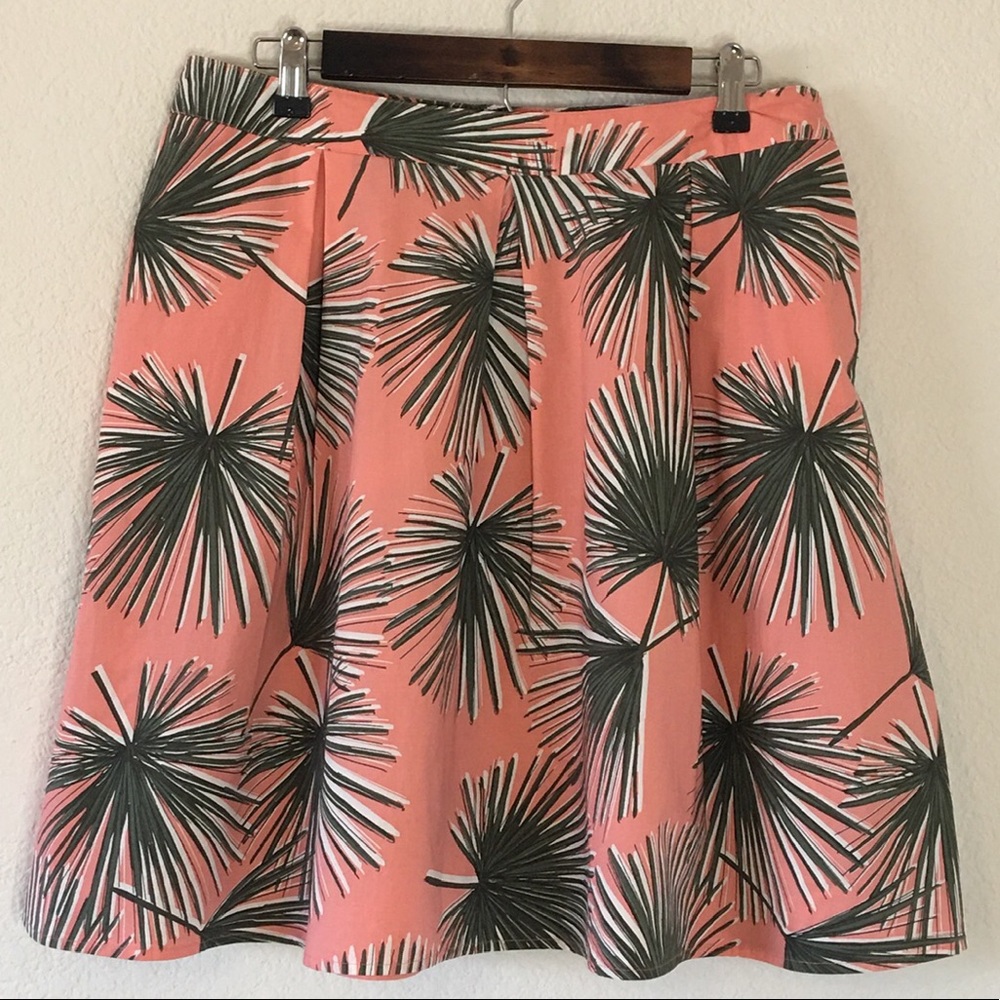 A New Day Palm Leaves Pleated Knee Length Skirt